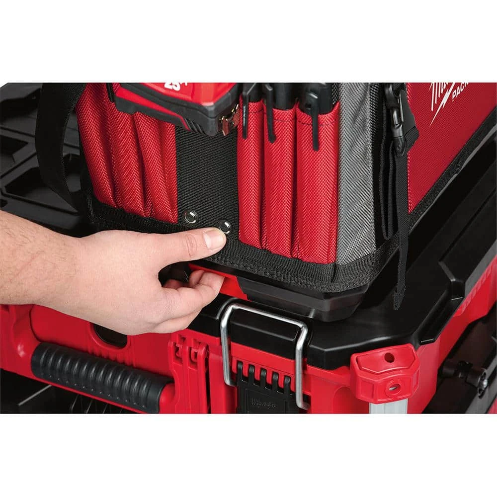 Milwaukee 15 in. PACKOUT Tote with Compact Organizer 16 Milwaukee 15 in. PACKOUT Tote with Compact Organizer - Image 14