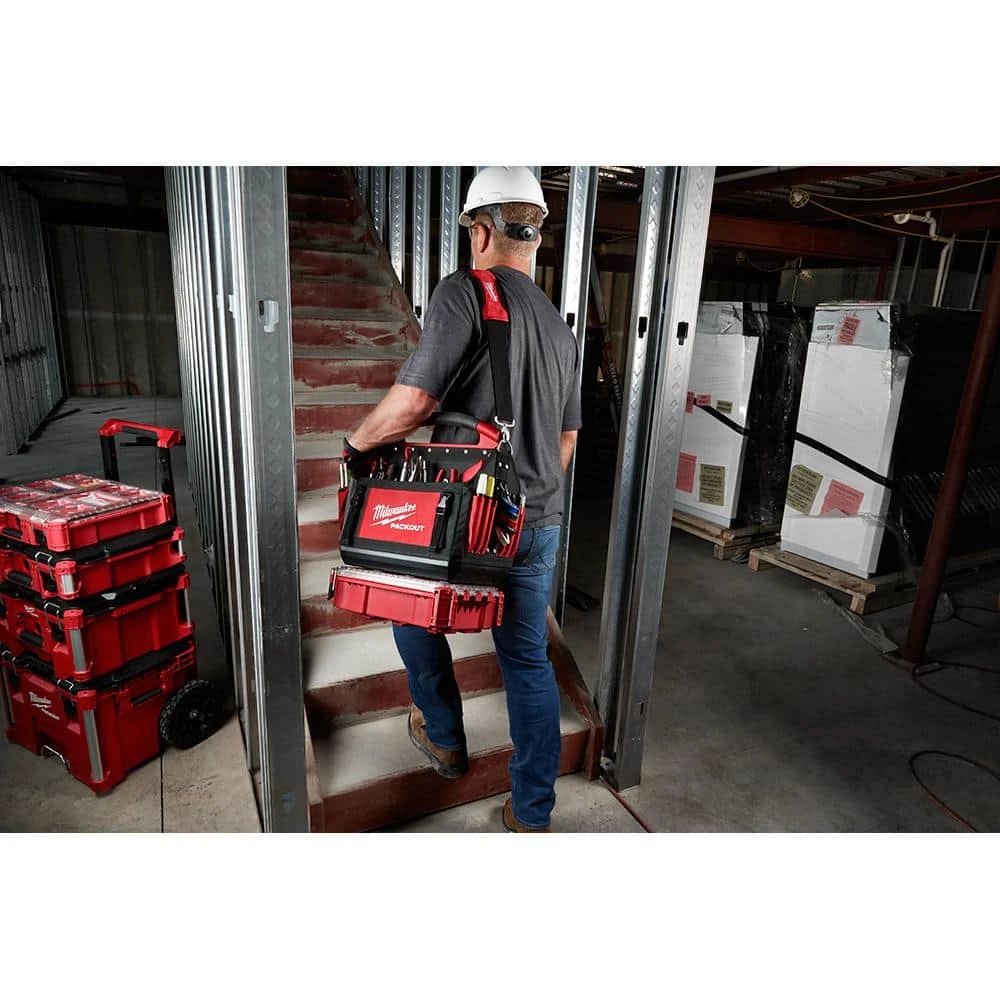 Milwaukee 15 in. PACKOUT Tote with Compact Organizer 14 Milwaukee 15 in. PACKOUT Tote with Compact Organizer - Image 12